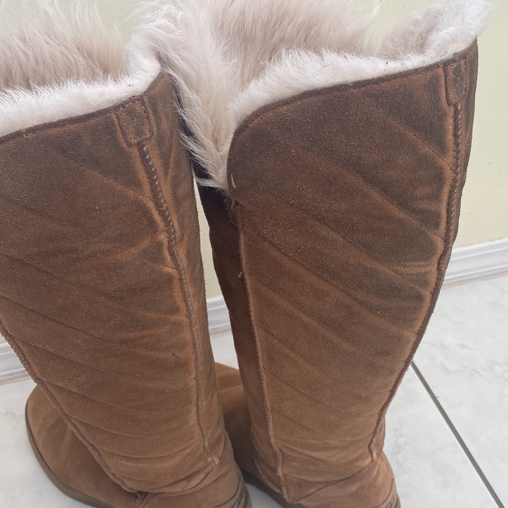 UGG Women's Rosalind Boots: Chestnut - Picture 8 of 8